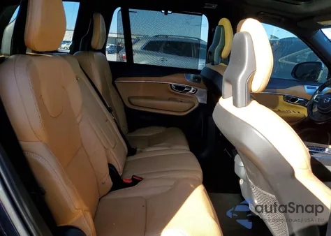 2018 Volvo Xc90 T6 z USA, uszkodzony, nr VIN YV4A22PL8J1386430